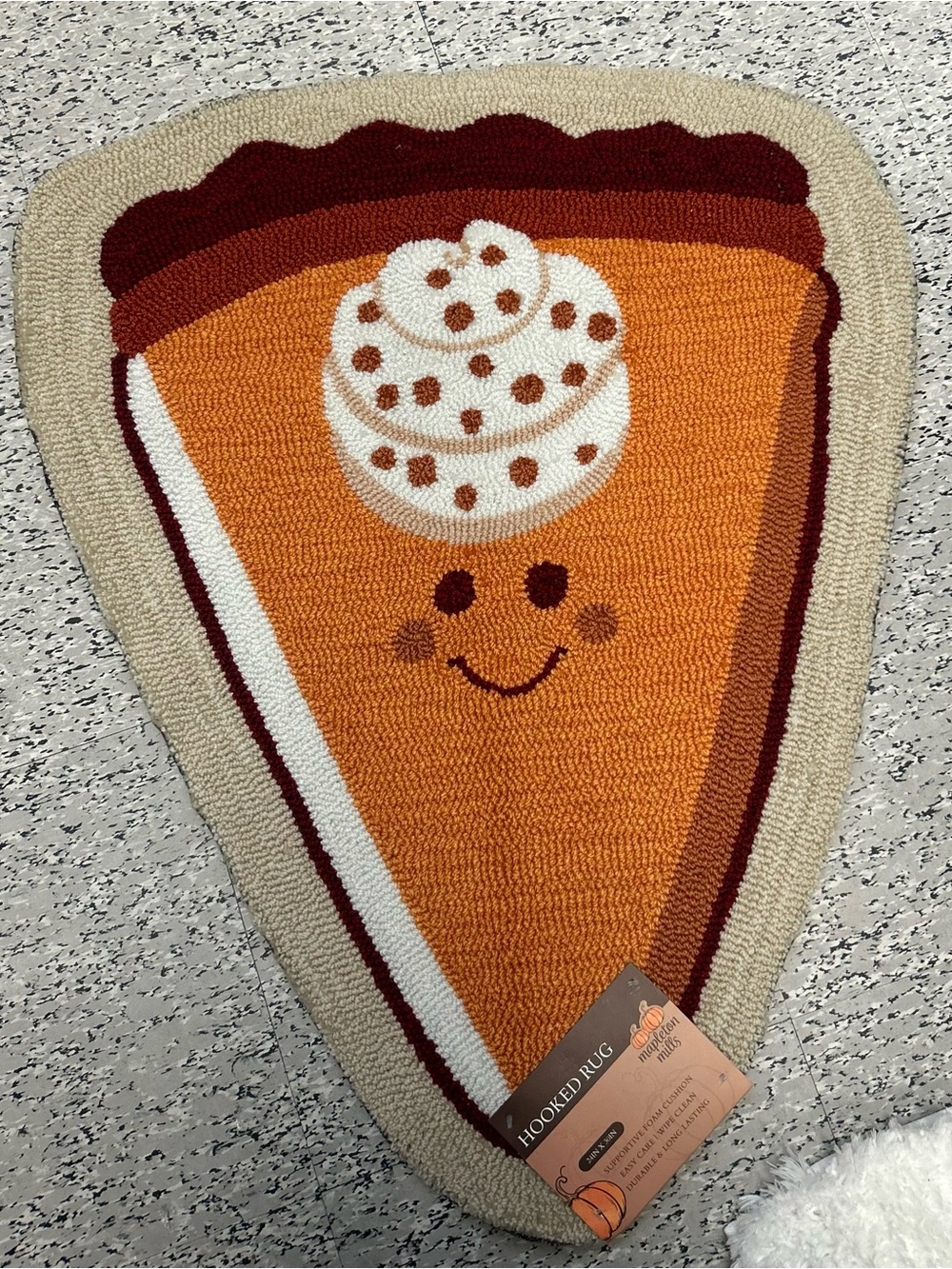 Pumpkin Pie Slice Hooked Rug NWT